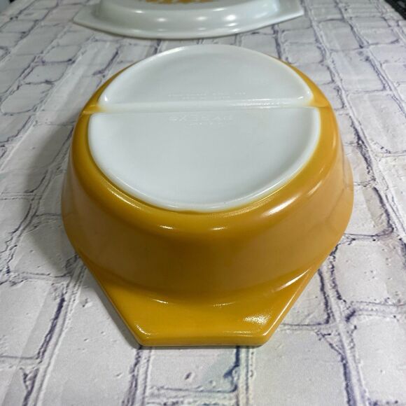 Pyrex Casserole Dish with Decorative Lid Butterfly Gold Divided Oven Baking Only - Picture 11 of 11